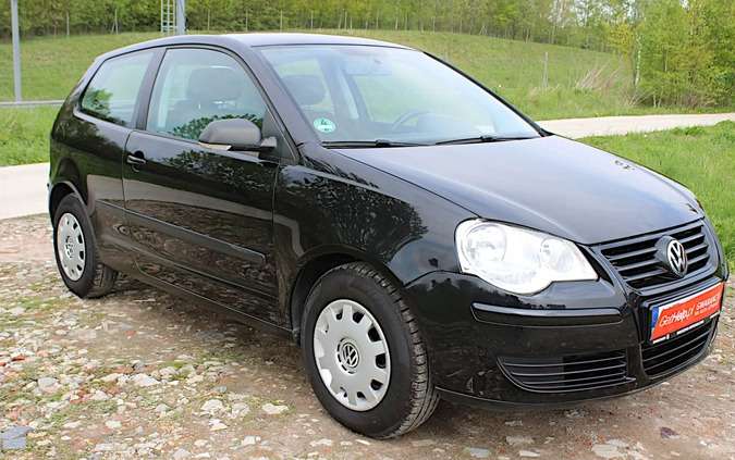 Volkswagen Polo cena 8990 przebieg: 174000, rok produkcji 2007 z Elbląg małe 379